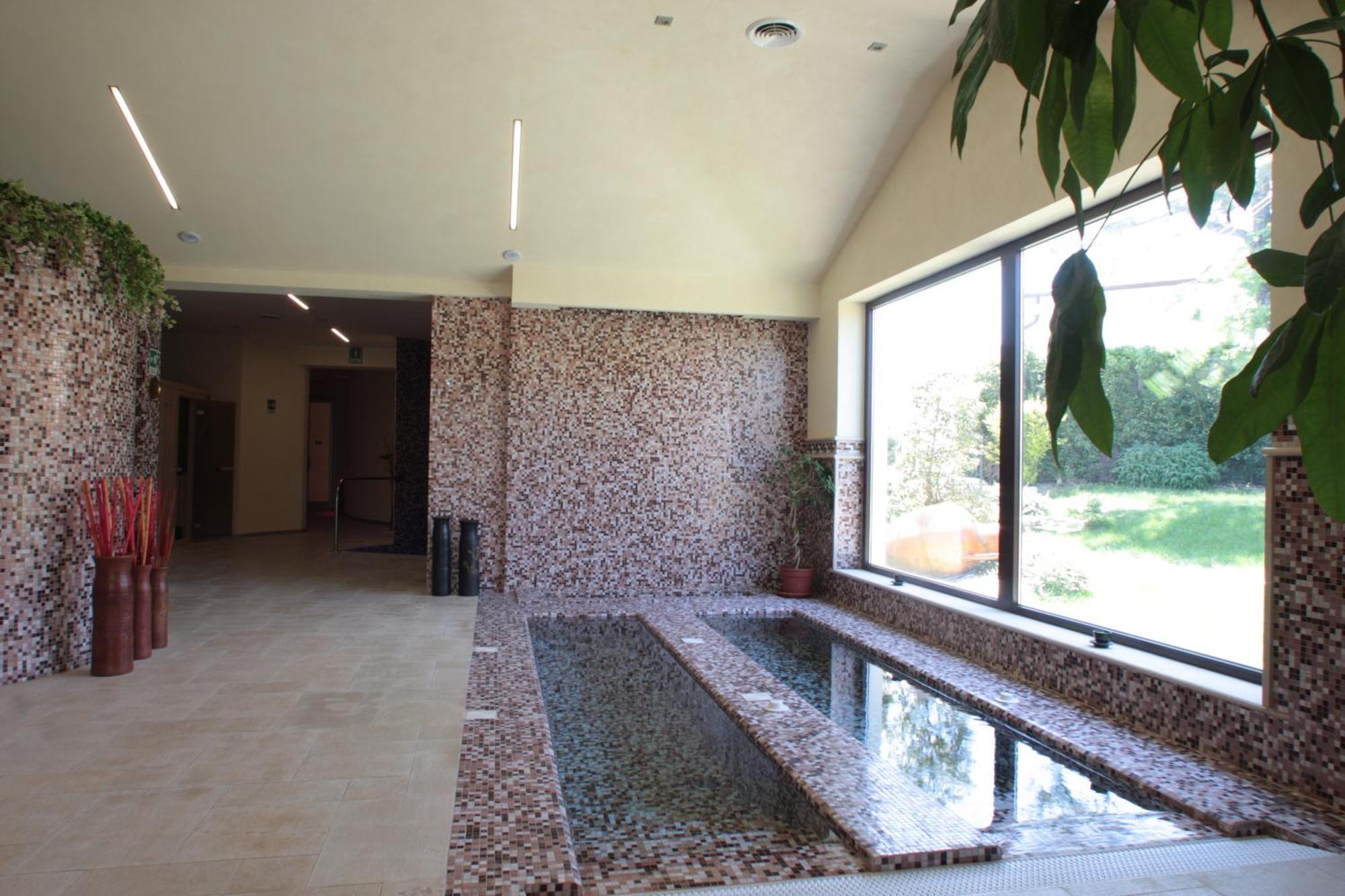 Hotel Relais Dei Normanni Monte SantʼAngelo Esterno foto